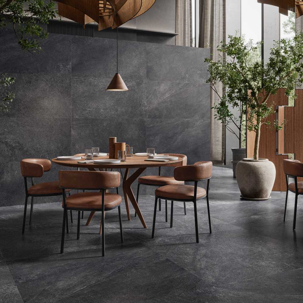 Dolce Black collection